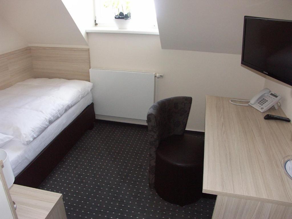 Zum Kaiserlichen Postamt Parchim Chambre photo