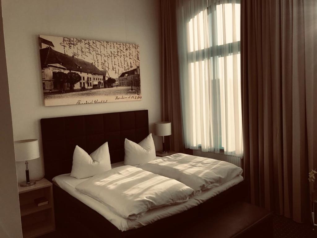 Zum Kaiserlichen Postamt Parchim Extérieur photo