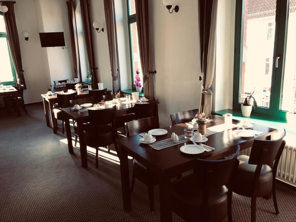 Zum Kaiserlichen Postamt Parchim Extérieur photo